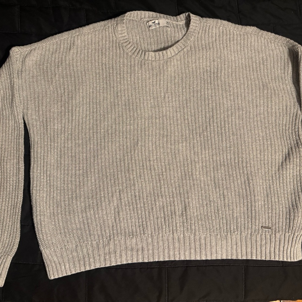 Hollister Gray Ribbed Crewneck Sweater